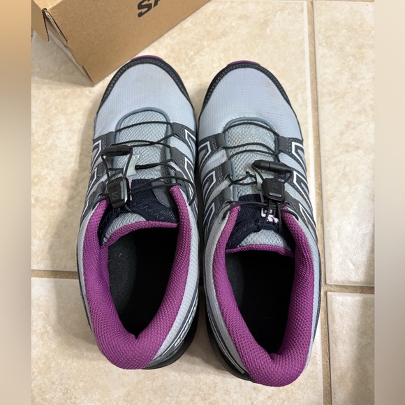 Salomon hiking shoes- J 6/ W 7 - Picture 4 of 7